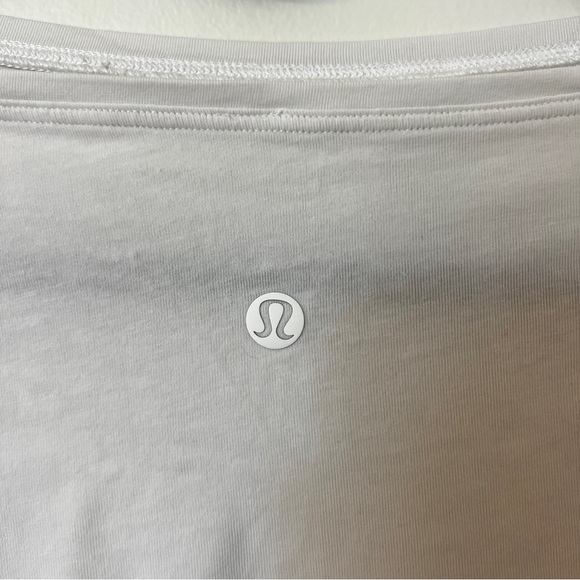 Lululemon Long Sleeve Top - Picture 5 of 5